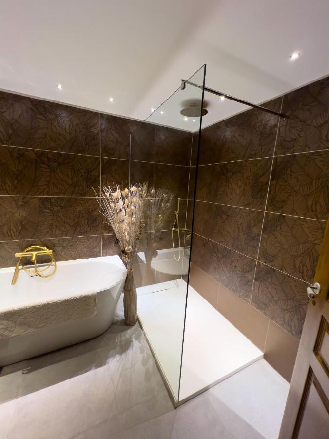 Bed and Breakfast Les Baroudeurs De Saint Jean Екстер'єр фото