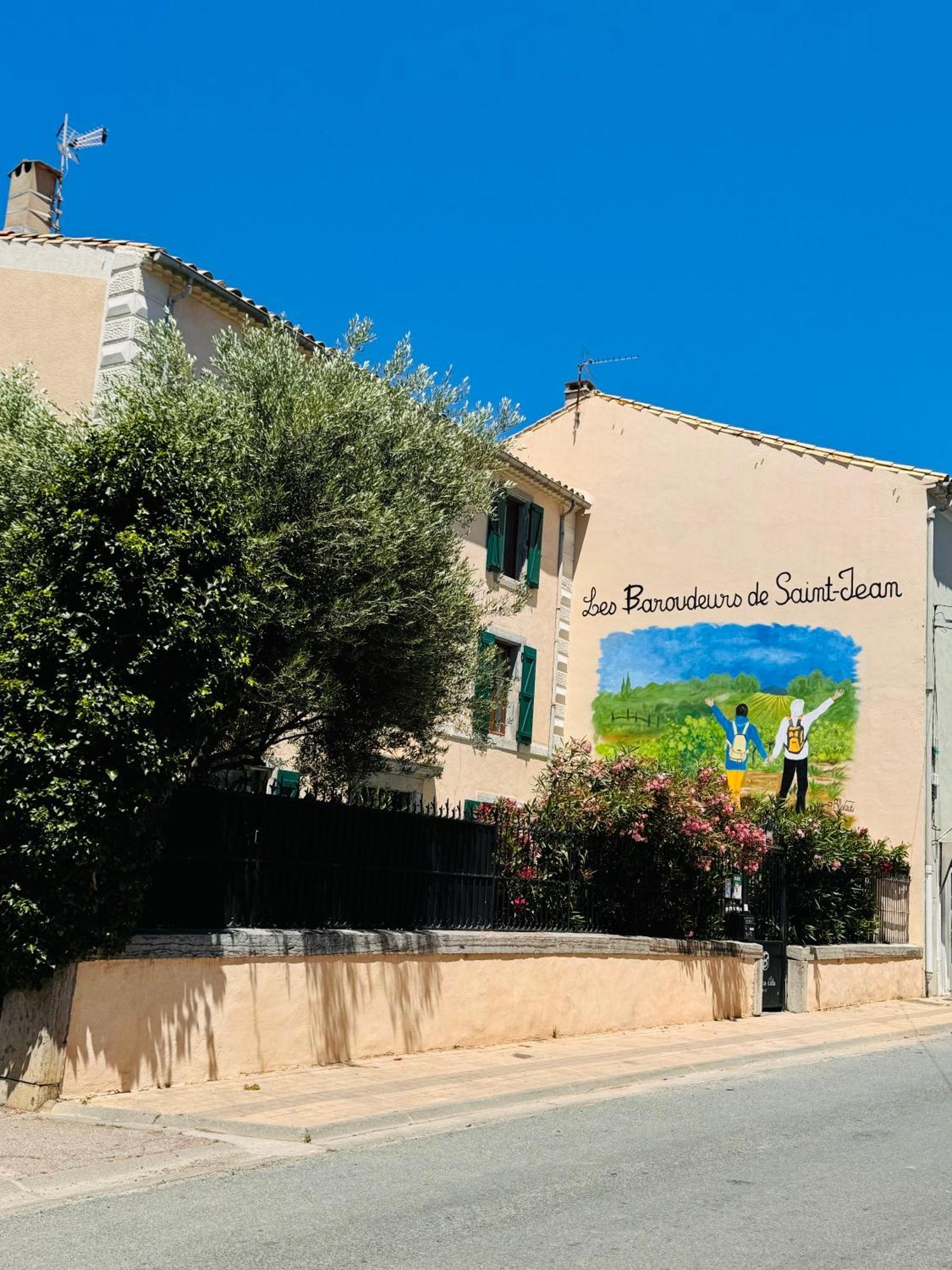 Bed and Breakfast Les Baroudeurs De Saint Jean Екстер'єр фото