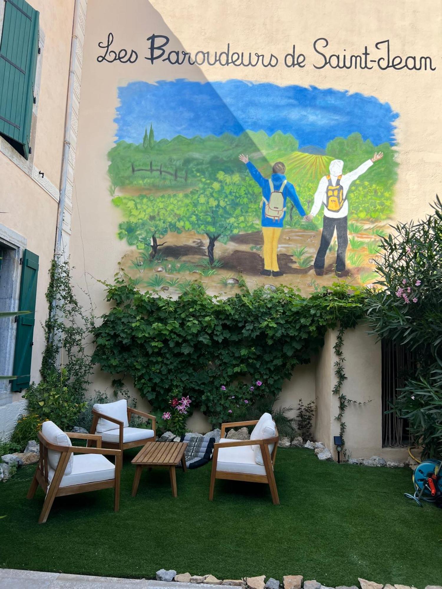Bed and Breakfast Les Baroudeurs De Saint Jean Екстер'єр фото